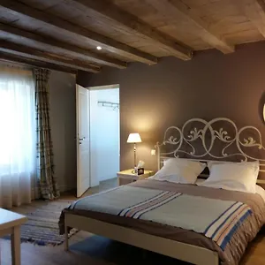 https://clos-des-secrets-chambres-dhotes.hotels-rhonealpes.com