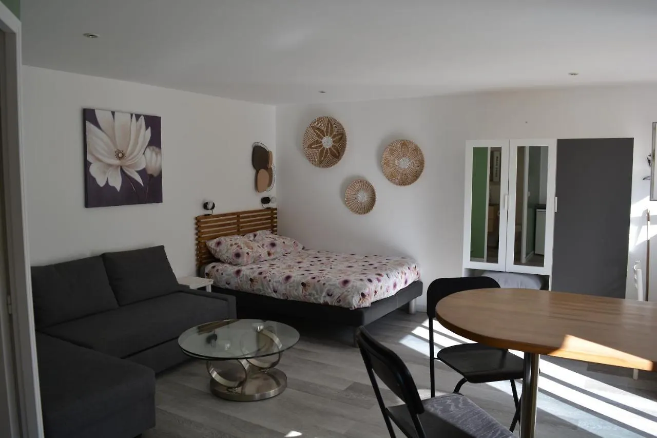 Ailleurs Land - Provence Hotel Neoules