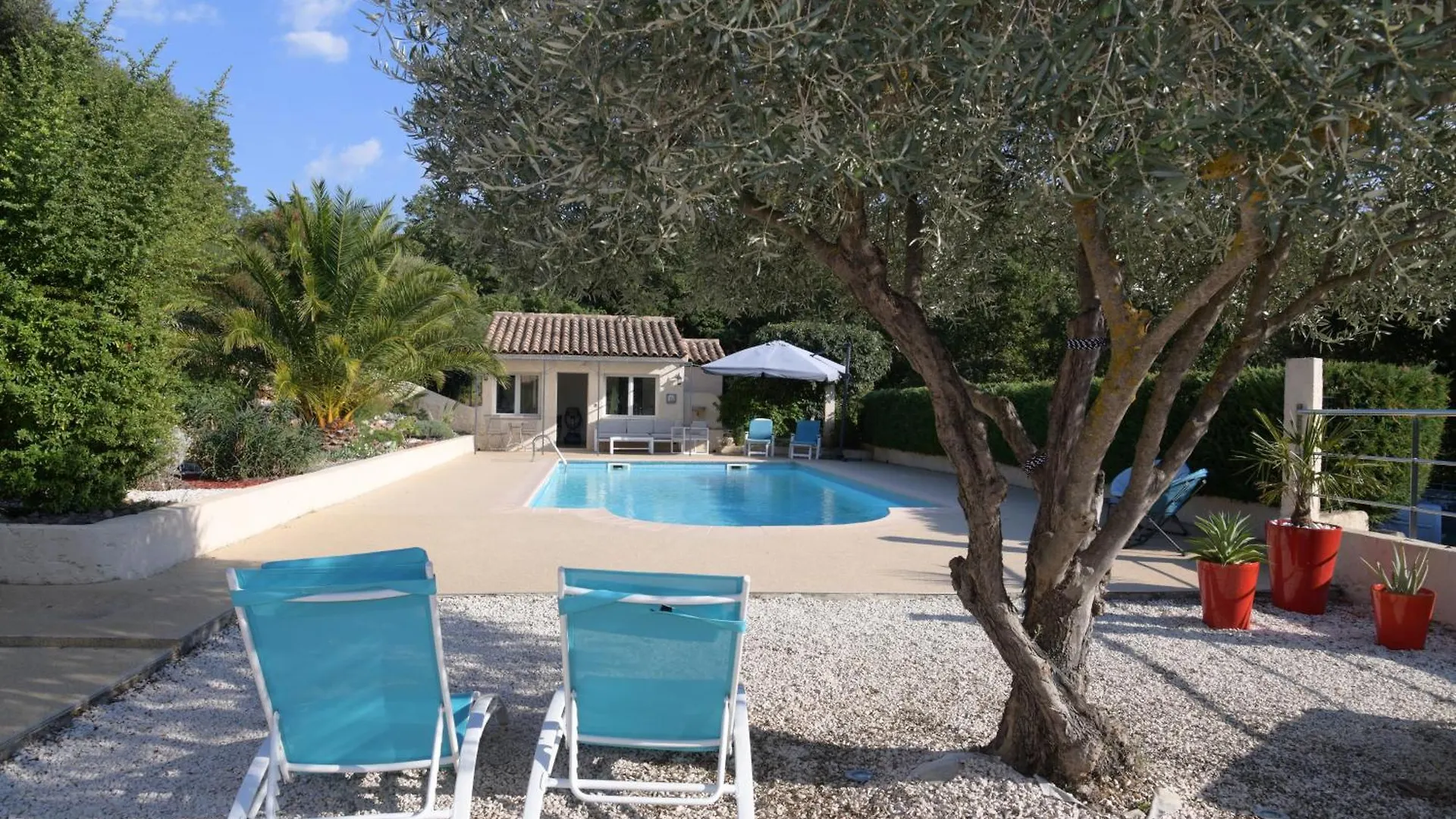 Ailleurs Land - Provence Hotel Neoules